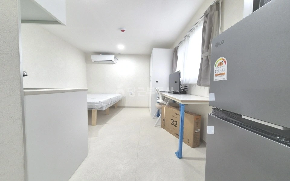 서울특별시 강남구 역삼동 원룸 사진 1