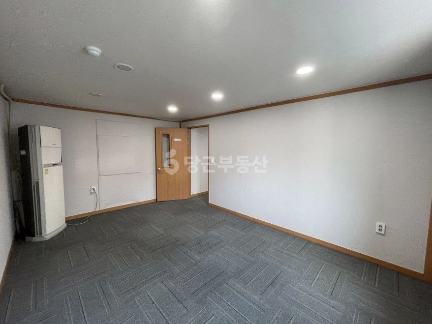 서울특별시 강남구 논현동 사무실 사진 1