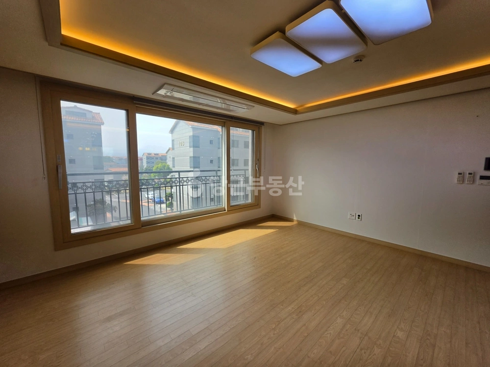제주특별자치도 제주시 노형동 빌라(투룸 이상) 사진 1