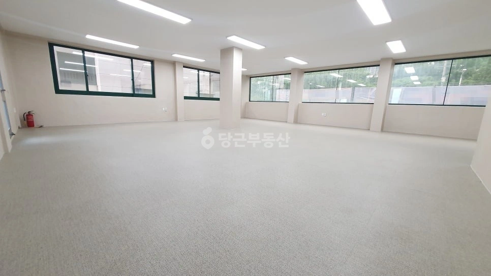 대구광역시 달서구 용산동 상가 사진 1