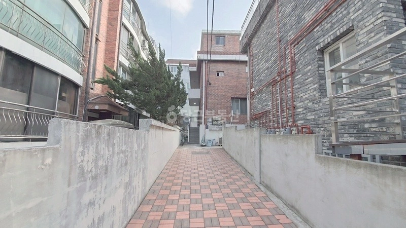 서울특별시 강남구 논현동 원룸 사진 1
