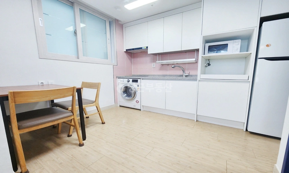 부산광역시 남구 대연동 오피스텔 사진 1