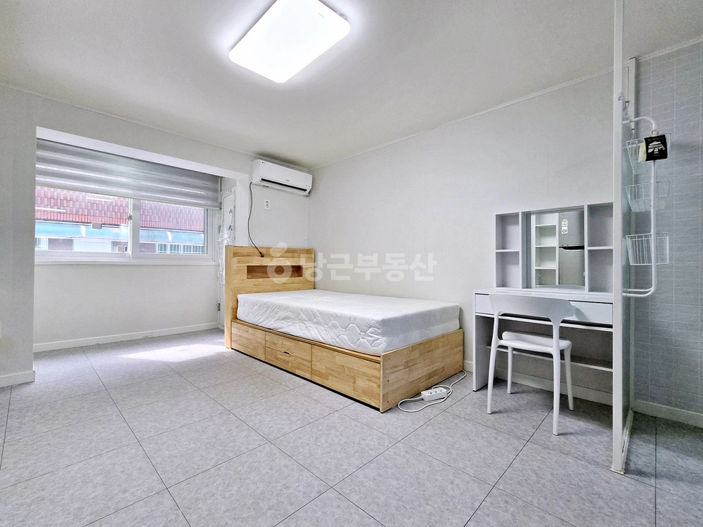 대전광역시 서구 월평동 원룸 사진 1