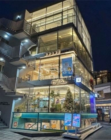 서울특별시 마포구 동교동 건물 사진 1