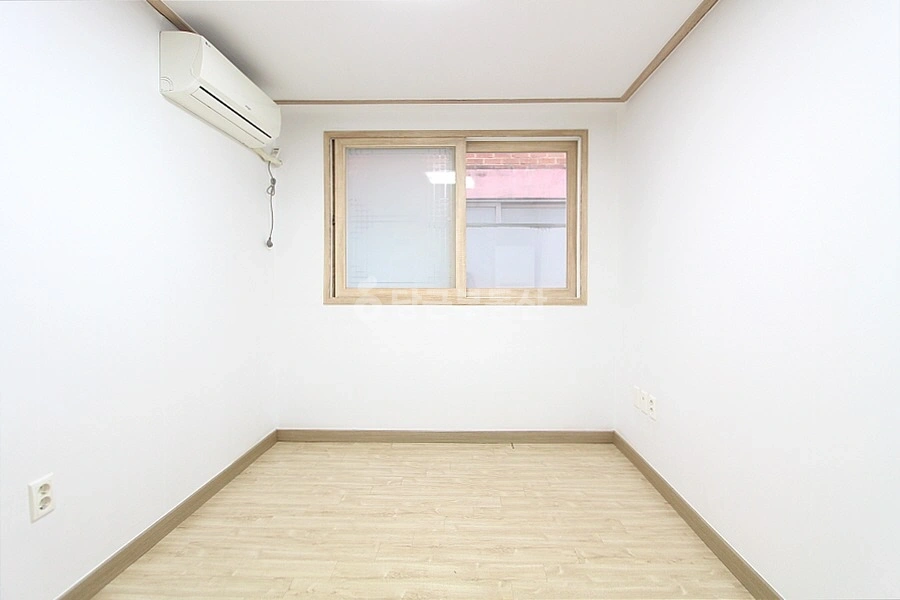 서울특별시 마포구 서교동 원룸 사진 1