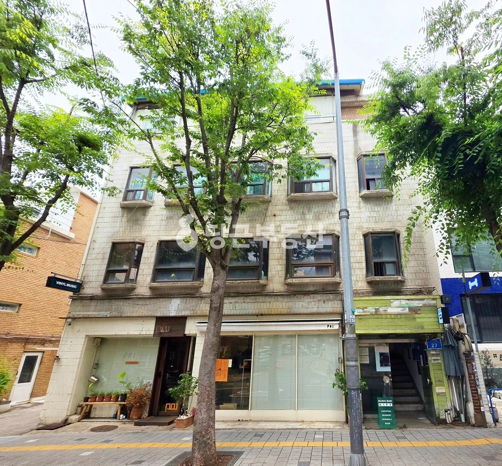 서울특별시 마포구 합정동 상가 사진 1