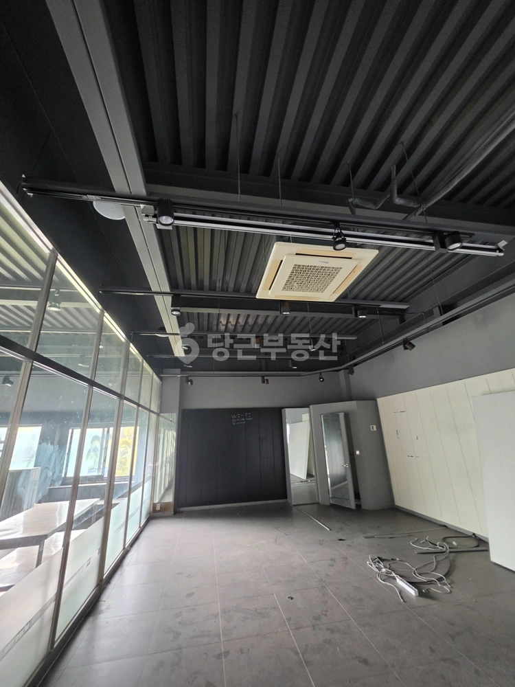 부산광역시 강서구 녹산동 상가 사진 1