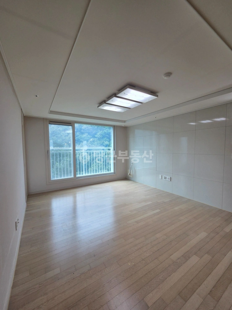 경상남도 창원시 마산합포구 현동 아파트 사진 1