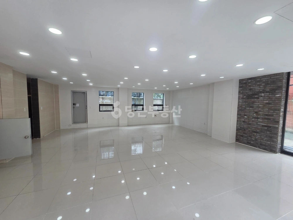 부산광역시 연제구 연산동 상가 사진 1