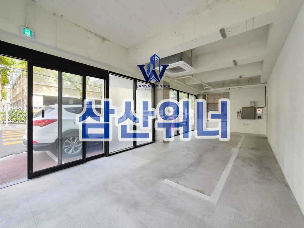 울산광역시 남구 삼산동 상가 사진 1
