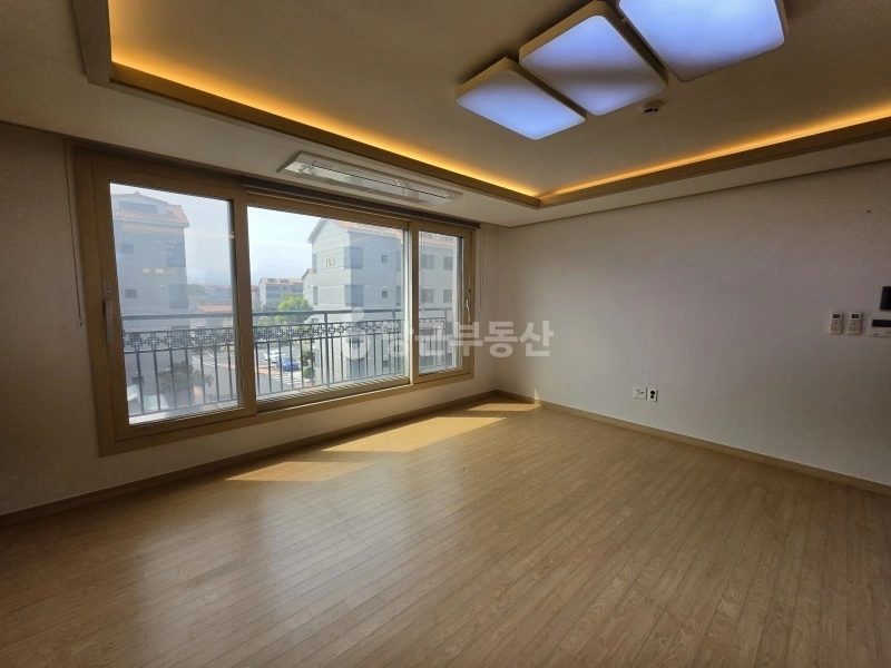 제주특별자치도 제주시 노형동 빌라(투룸 이상) 사진 1