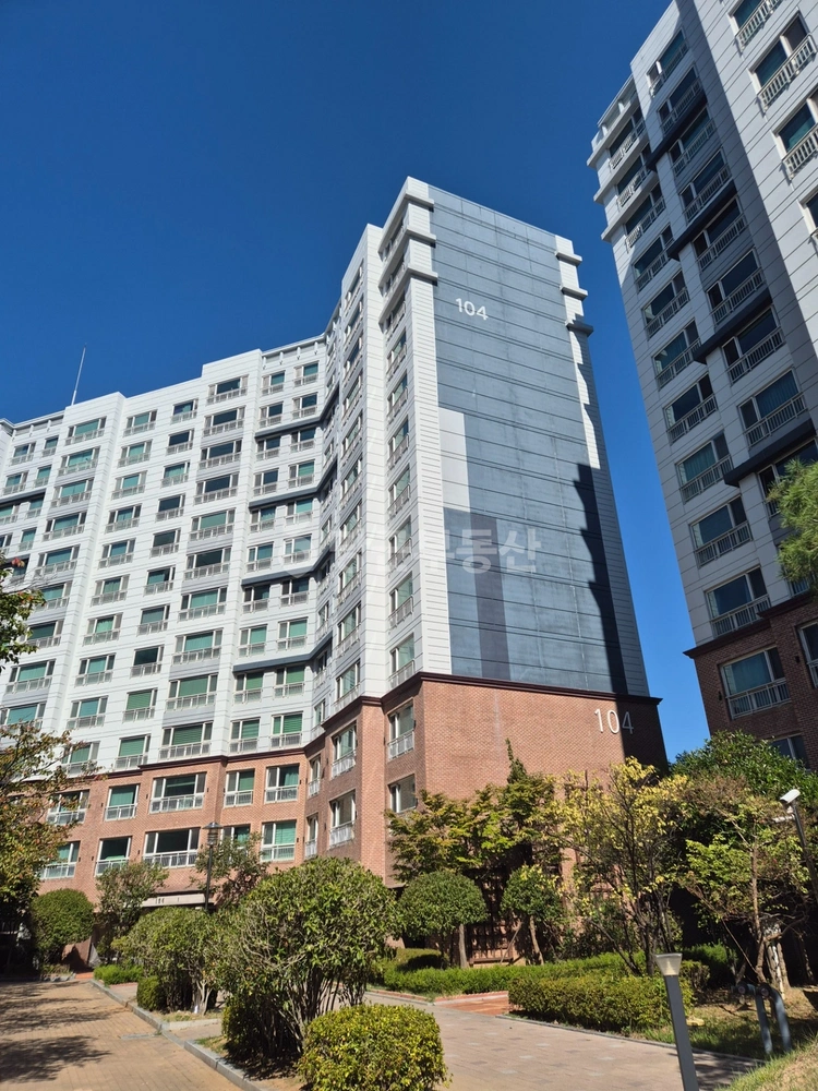 부산광역시 강서구 명지동 아파트 사진 1