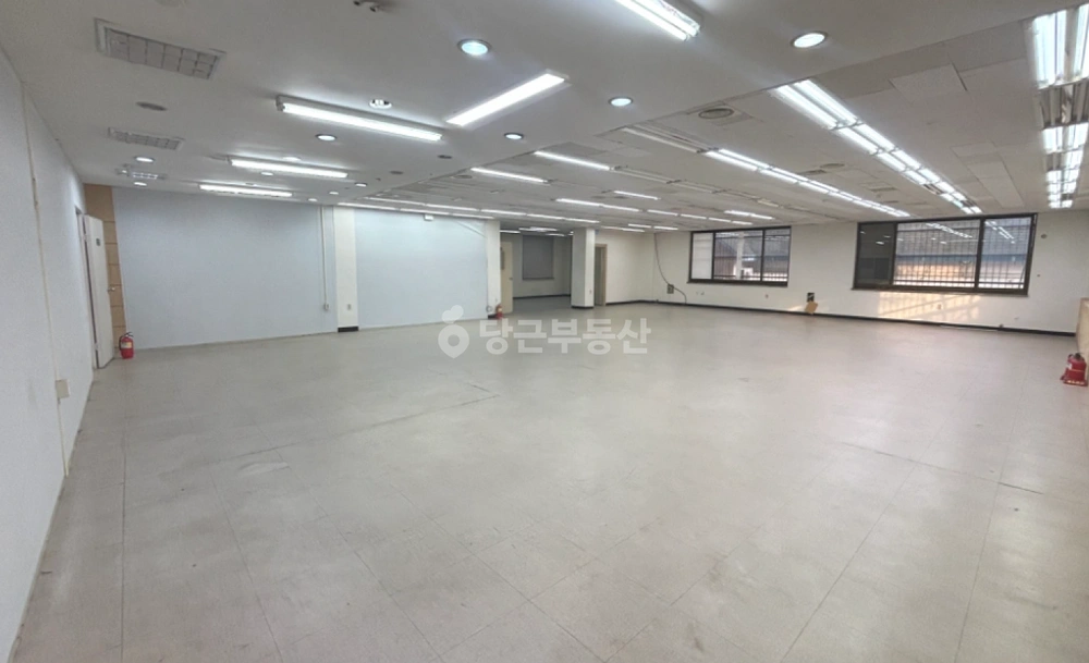 충청남도 천안시 서북구 성정동 공장/창고 사진 1