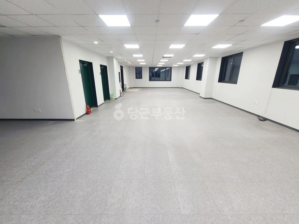 대구광역시 수성구 신매동 상가 사진 1
