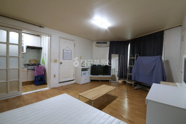 서울특별시 강남구 논현동 원룸 사진 1