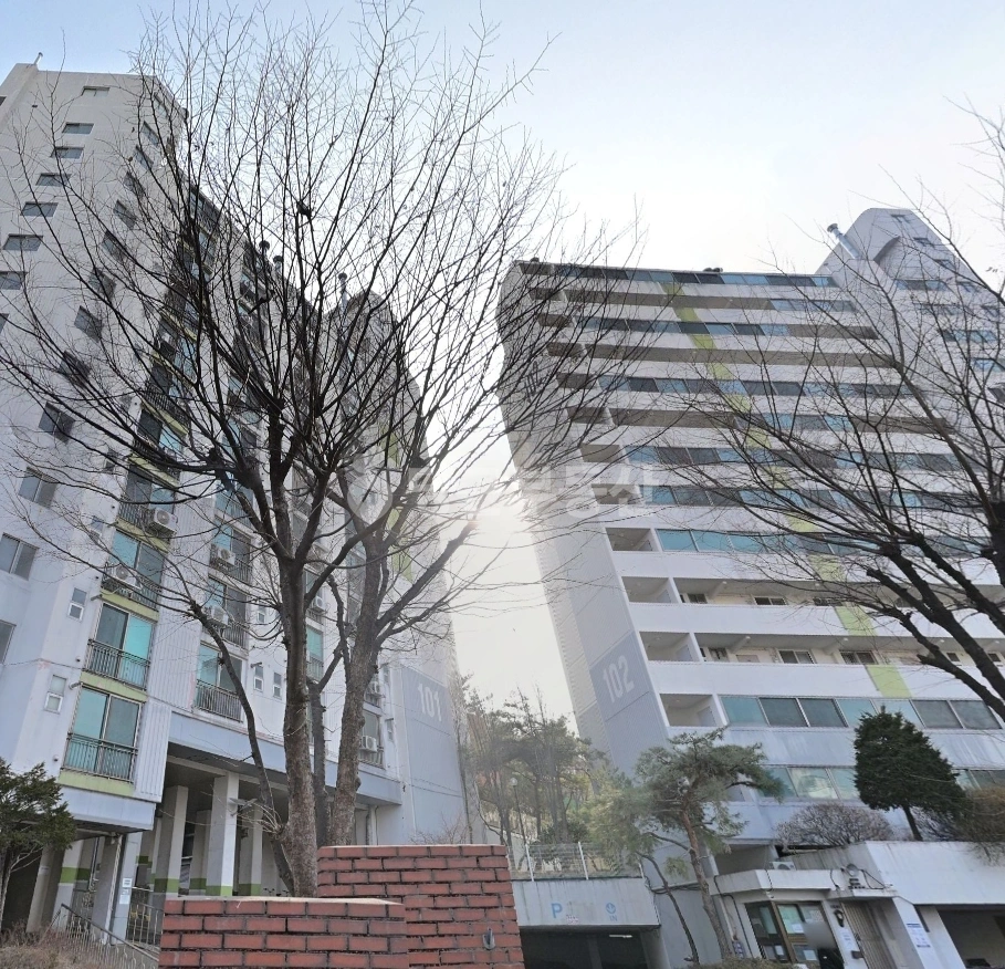 서울특별시 관악구 봉천동 아파트 사진 1