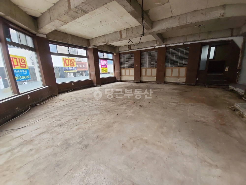 전남광주통합특별시 서구 풍암동 상가 사진 1