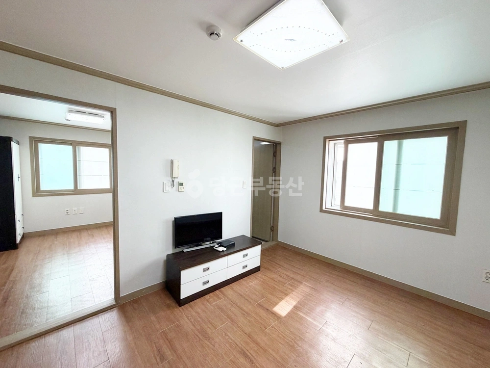 부산광역시 수영구 망미동 원룸 사진 1