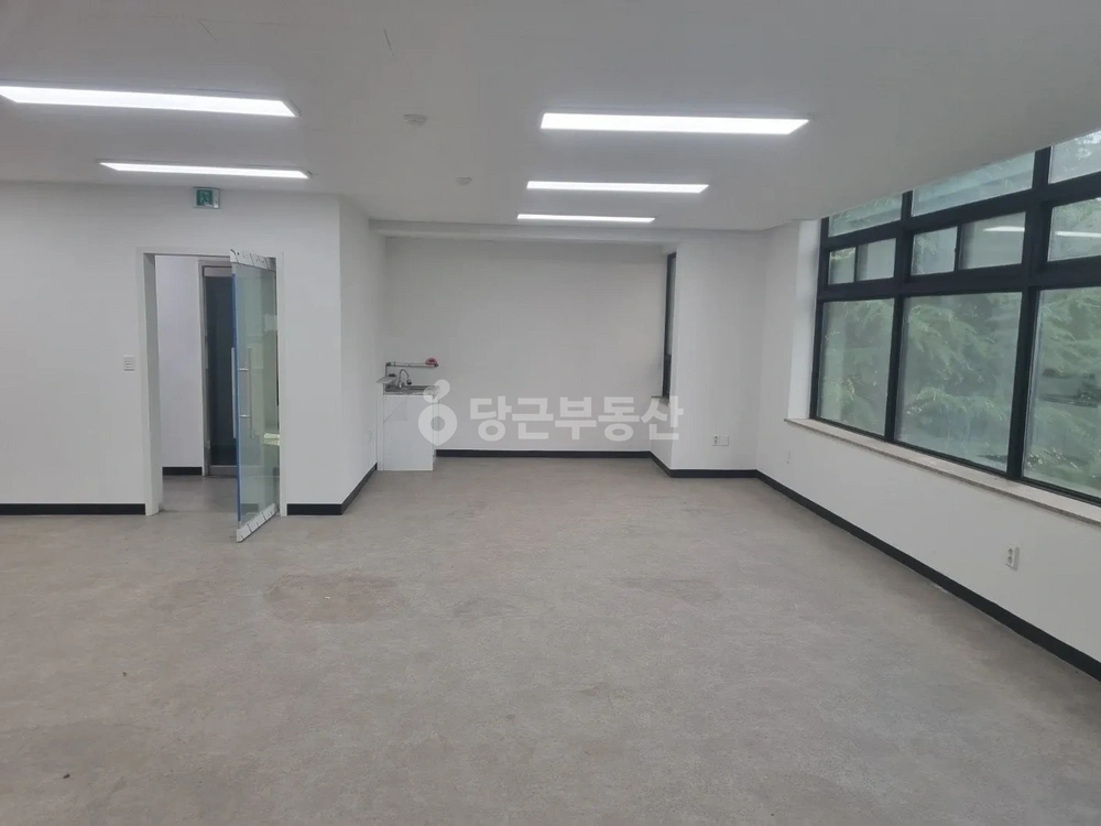 경상남도 창원시 성산구 사파동 상가 사진 1