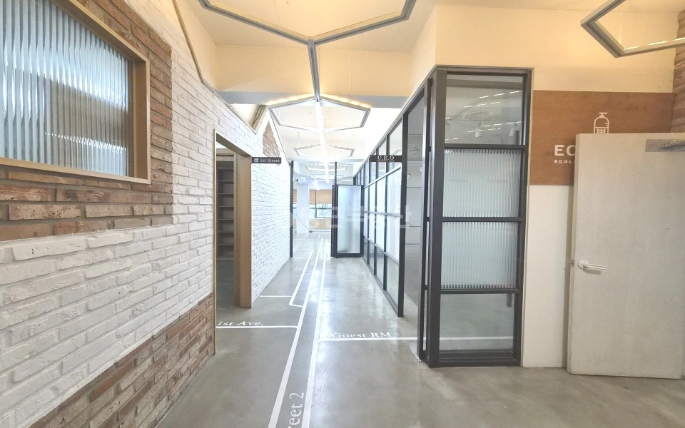 서울특별시 강남구 역삼동 사무실 사진 1