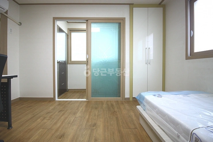 대전광역시 유성구 봉명동 원룸 사진 1