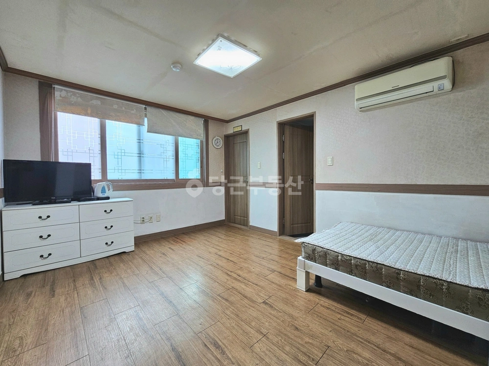 부산광역시 해운대구 재송동 원룸 사진 1