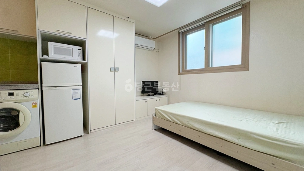 경기도 수원시 영통구 신동 원룸 사진 1