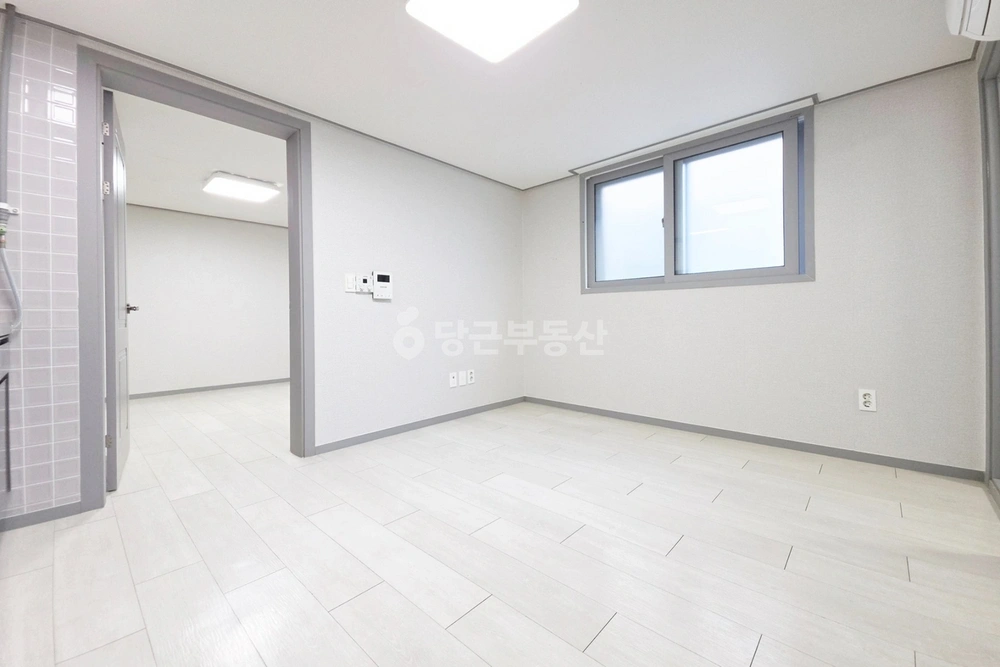 대전광역시 유성구 봉명동 원룸 사진 1