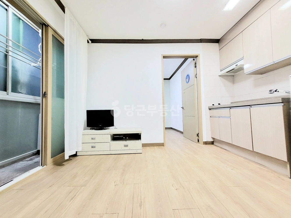 대전광역시 서구 갈마동 원룸 사진 1