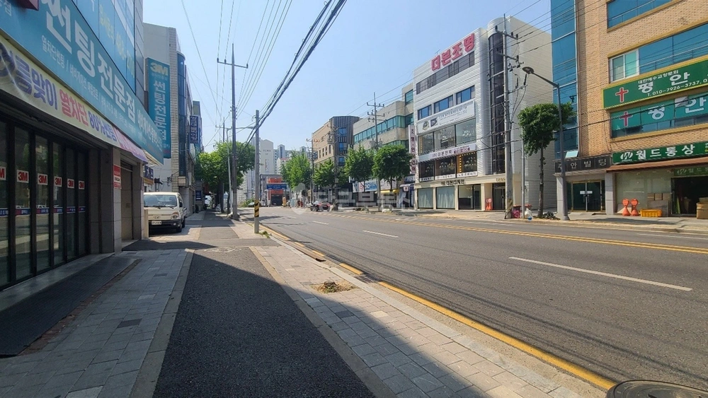 대전광역시 서구 괴정동 상가 사진 1
