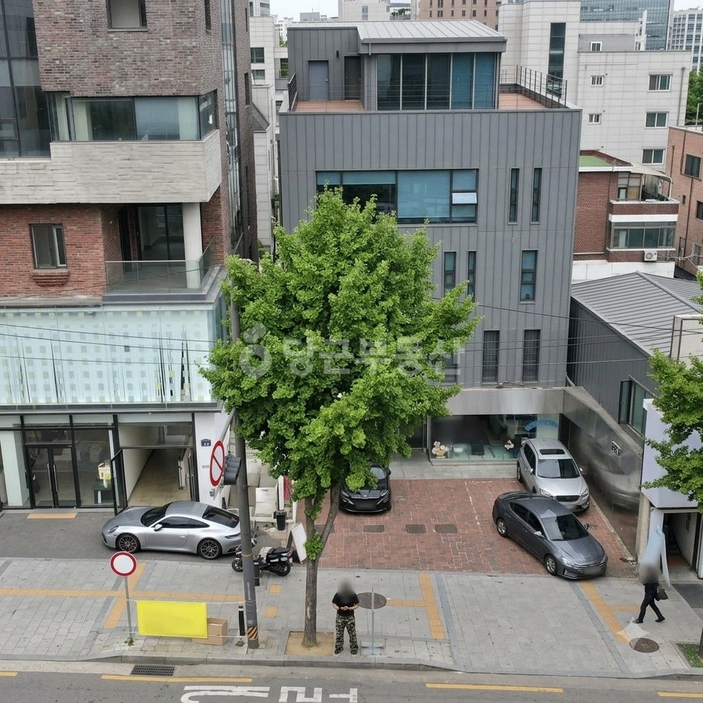 서울특별시 용산구 한남동 상가 사진 1