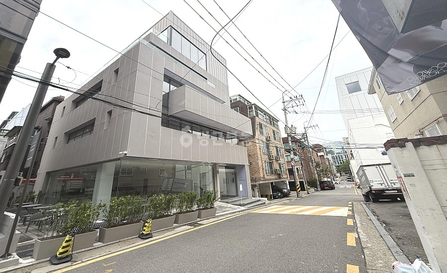 서울특별시 강남구 신사동 사무실 사진 1