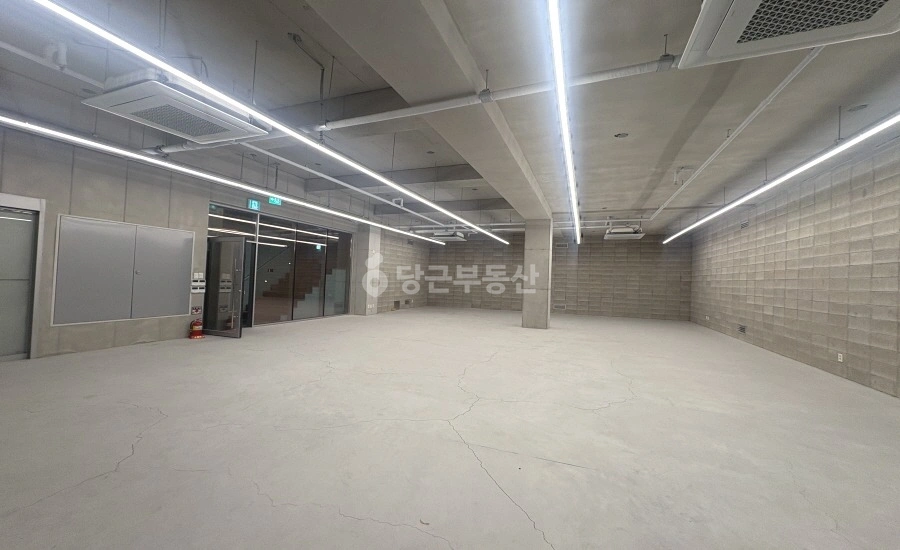 서울특별시 강남구 신사동 상가 사진 1