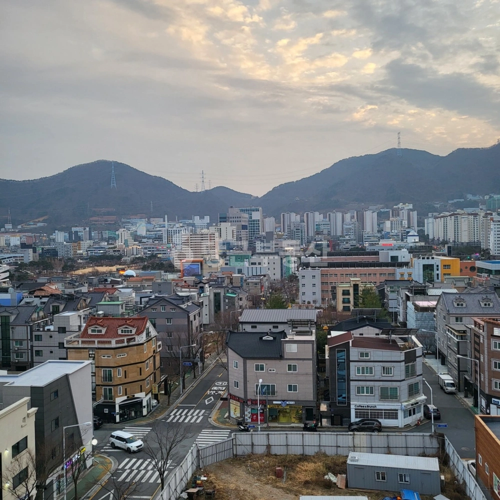 부산광역시 기장군 정관읍 아파트 사진 1