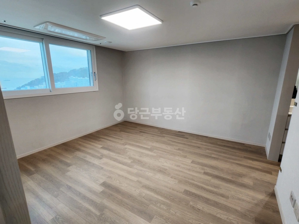 부산광역시 서구 암남동 아파트 사진 1