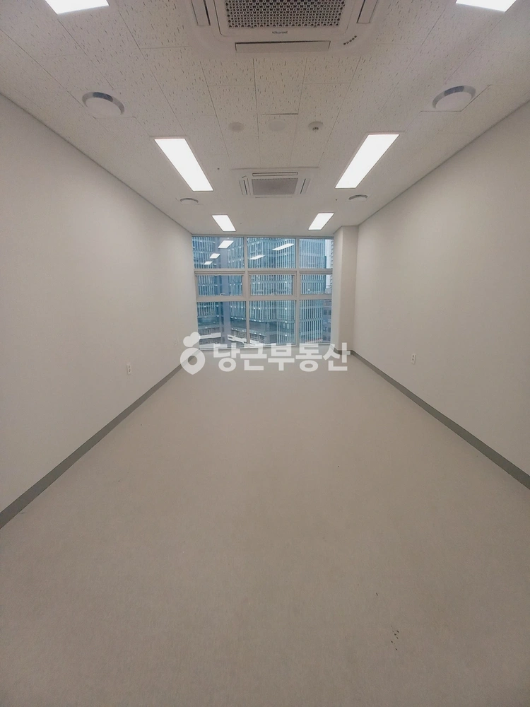 경기도 고양시 덕양구 향동동 사무실 사진 1