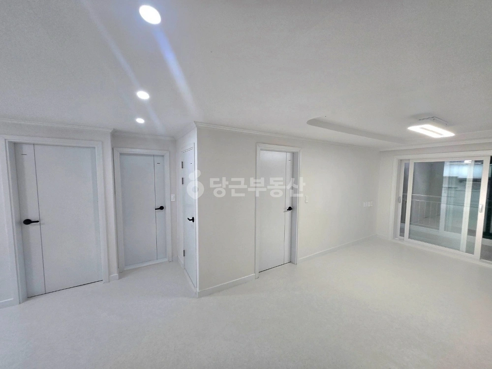 부산광역시 사하구 괴정동 아파트 사진 1