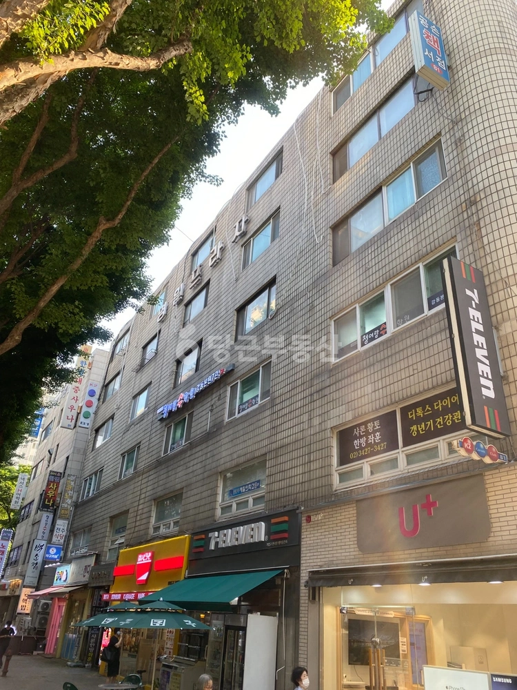 서울특별시 강동구 명일동 상가 사진 1