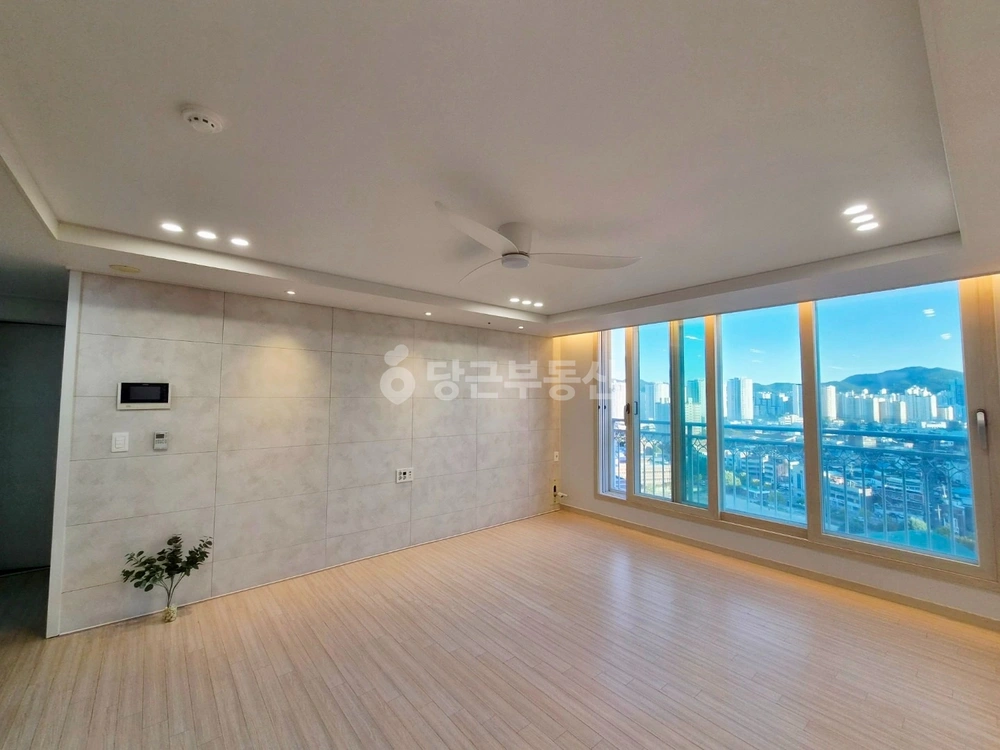 전남광주통합특별시 남구 월산동 아파트 사진 1