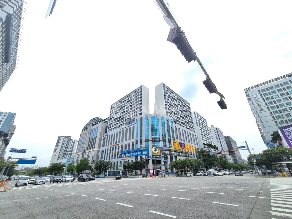 경기도 수원시 팔달구 인계동 사무실 사진 1