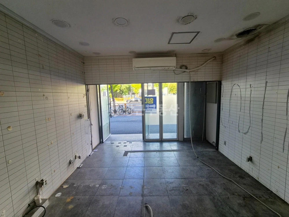 경기도 고양시 일산서구 일산동 상가 사진 1