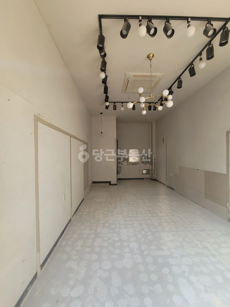 충청남도 천안시 서북구 백석동 상가 사진 1