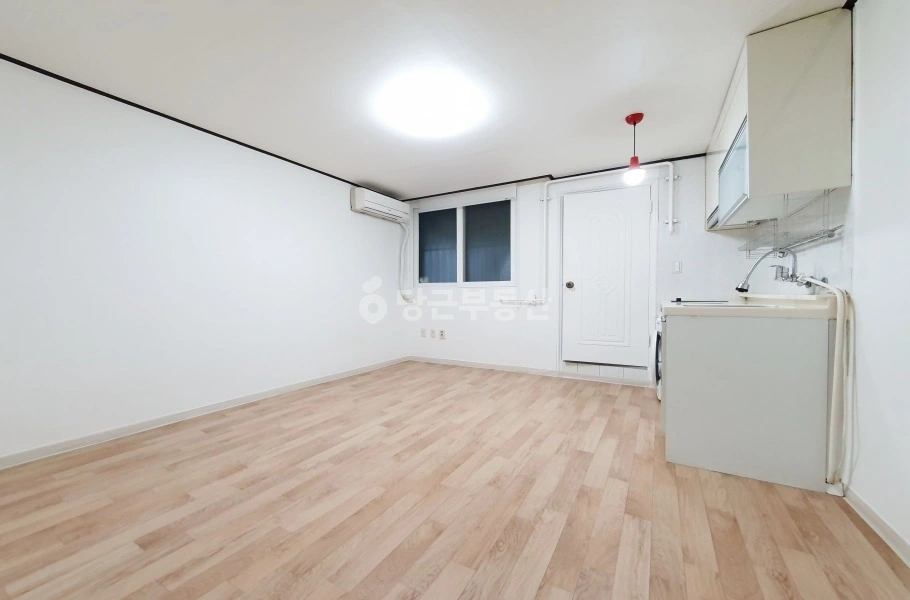 서울특별시 강남구 역삼동 원룸 사진 1