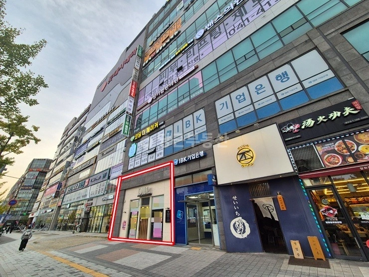 충청남도 천안시 서북구 불당동 상가 사진 1