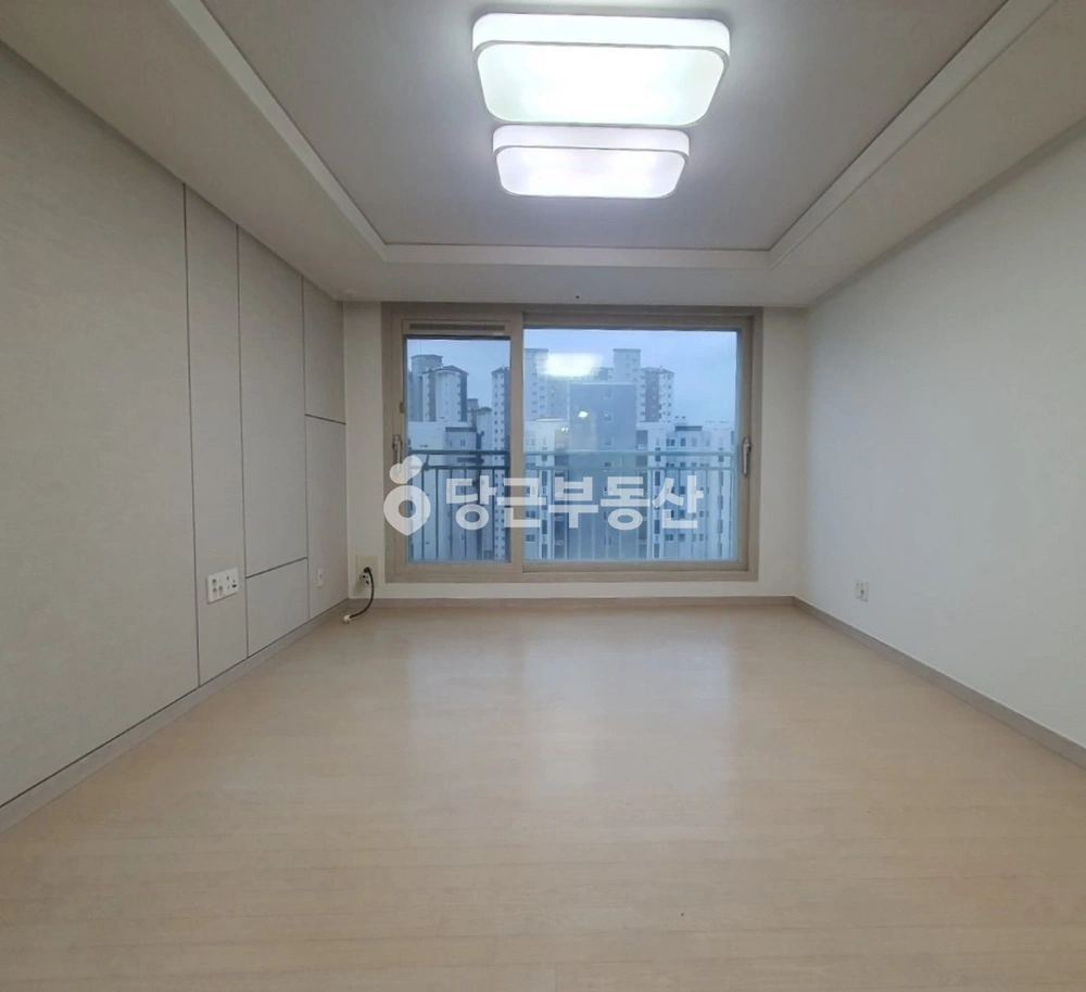 부산광역시 강서구 명지동 아파트 사진 1