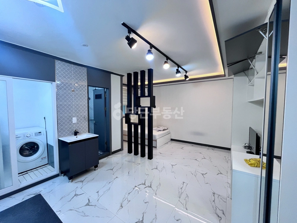 대전광역시 서구 월평동 원룸 사진 1