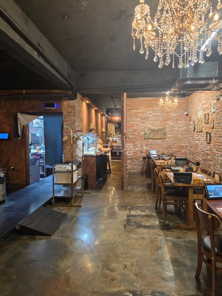 울산광역시 남구 삼산동 상가 사진 1