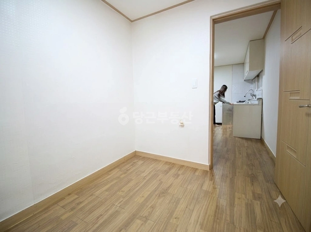 서울특별시 강남구 논현동 원룸 사진 1