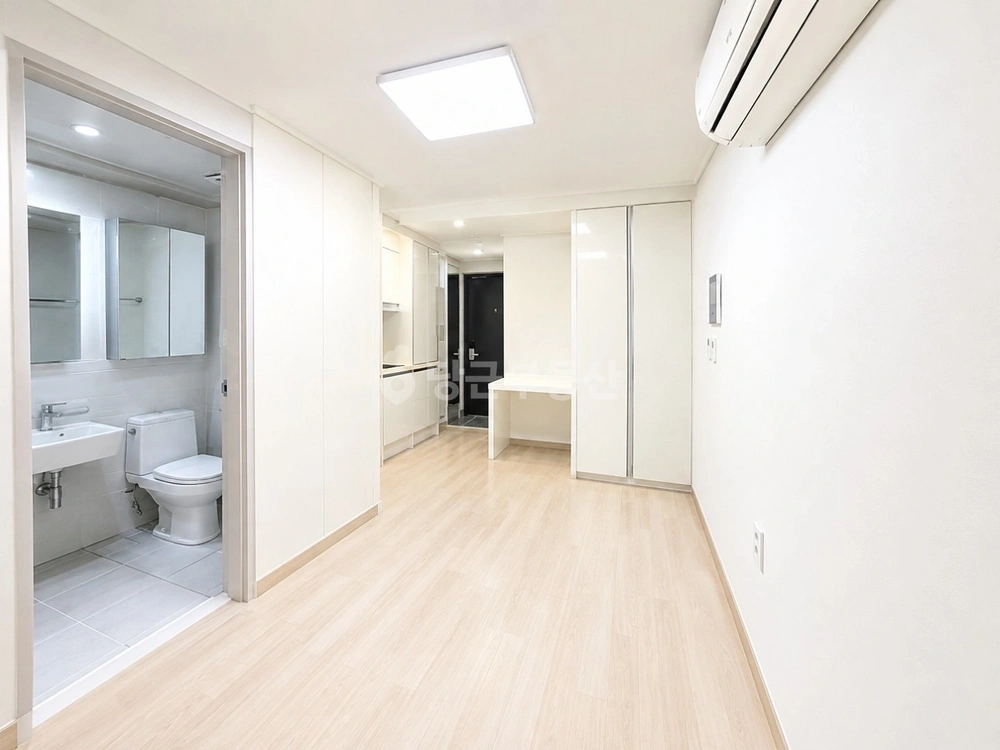 서울특별시 강남구 역삼동 오피스텔 사진 1