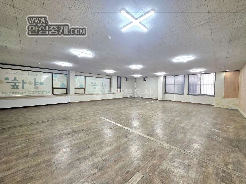 전북특별자치도 전주시 완산구 서신동 상가 사진 1